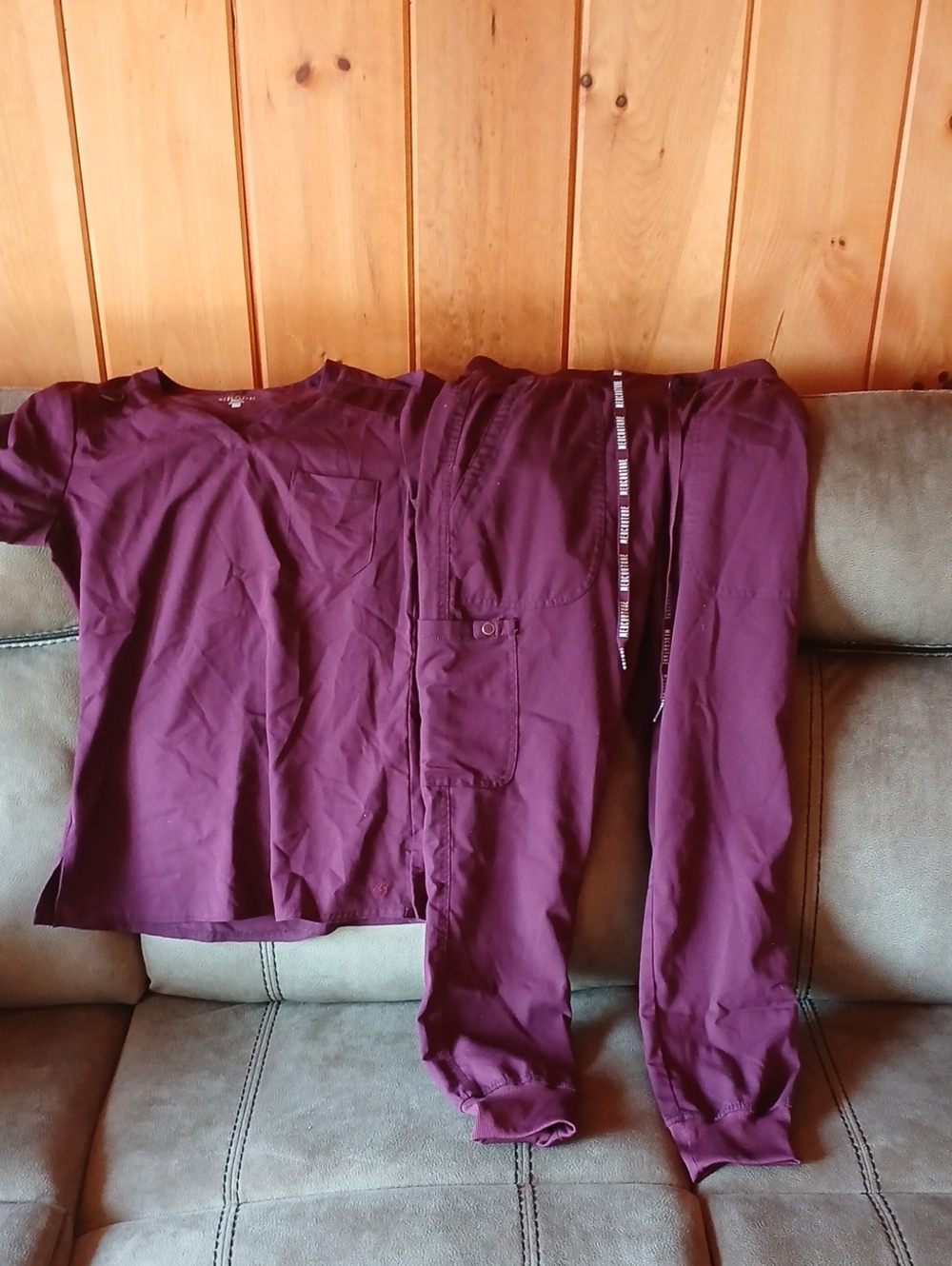 Womens Med Couture Scrub Set.
